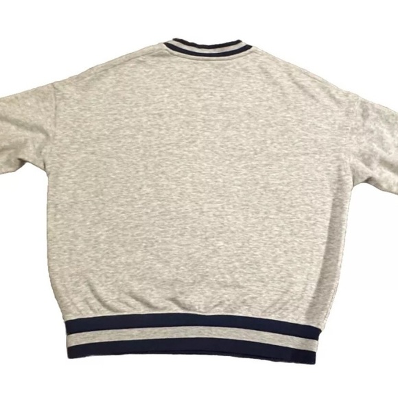 H&M Kids Yale University Gray Sweater with Blue Collar & Cuff Trim EUC - Picture 4 of 4